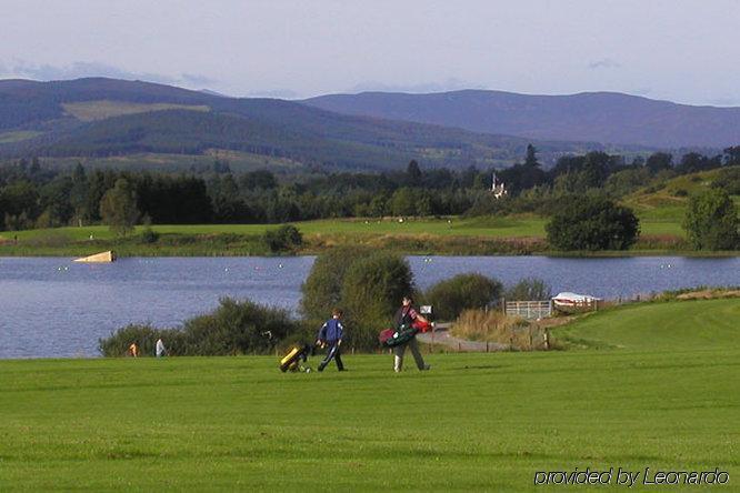 Huntly Arms Hotel Aboyne Eksteriør billede